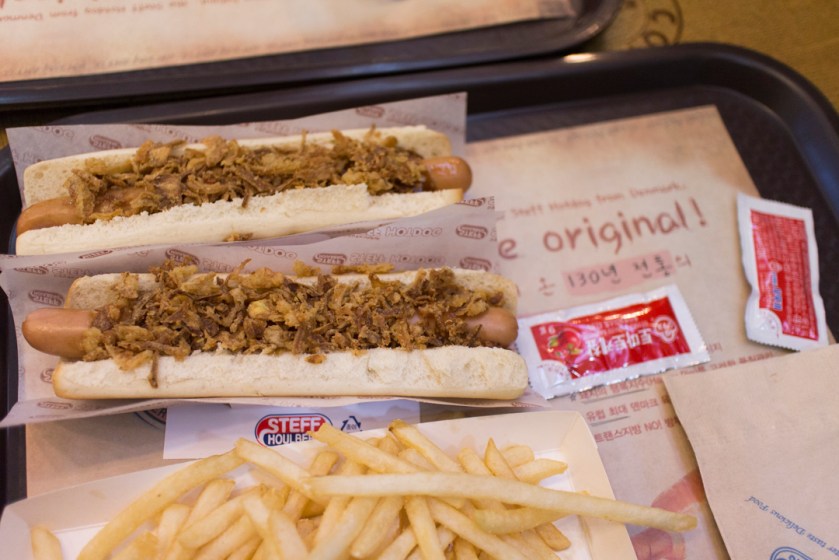 Steff Houlberg Hotdog 스테프 핫도그-Bulgogi plain  size