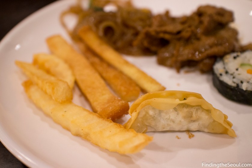 자연밥상 Natural Food 만두 french fry