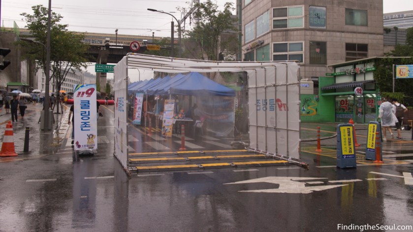 Sinchon Water Gun Festival 신촌 물총축제 Misting Walkway