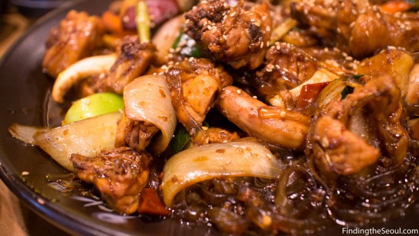 Ongdarae Braised Chicken 옹다래 찜닭 Close up