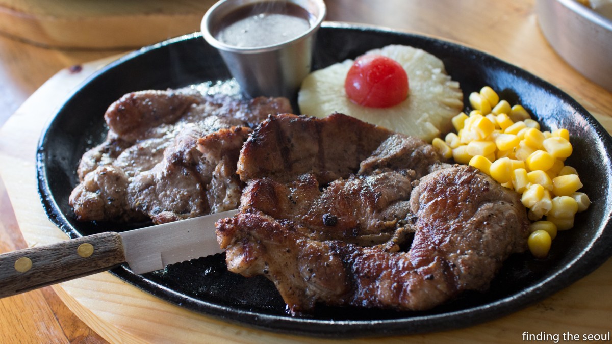 Italian Restaurants in Hongdae: 키친’s 별 (Kitchen’s Star)